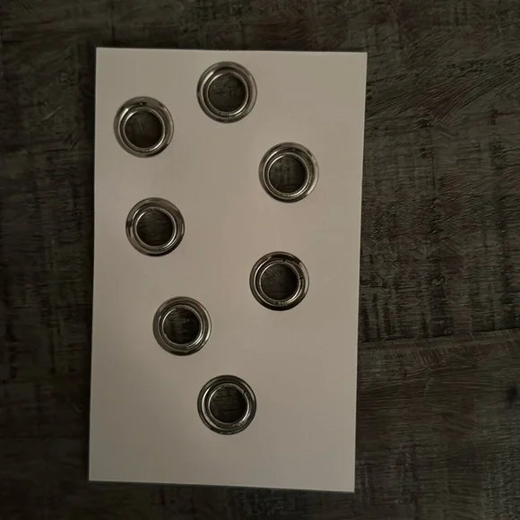 🏷️ NWT Cloth & Paper Grommet Journaling card - Picture 4 of 6